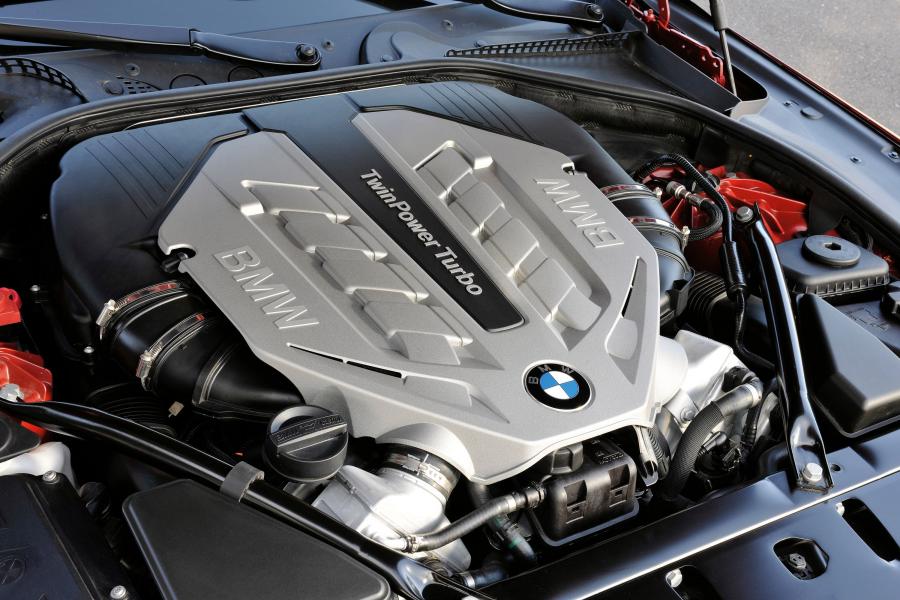  BMW 650i Coupe 2012 года  (фото 7 из 59)